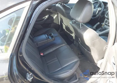 2013 Ford Focus Se из США, поврежденный, VIN 1FADP3F22DL383893